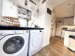 Photo 16- click for photo gallery